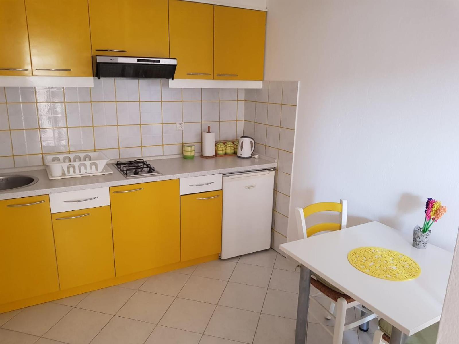 Apartmani Dekovic Primošten Exterior foto